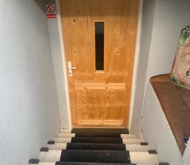 Slovenska Lupca Apartment | Samostatné FAMILY STUDIO v suteréne s terasou a záhradou