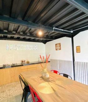 Depok Villa | Sampai Villa Ruang Tepi