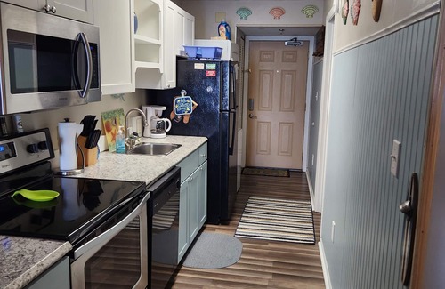 Crescent Beach Condo | 🐬San-A-Bel🐬Ocean Front 2BR Condo~ Balcony~Outdoor HotTub~Pool👣Bring FlipFlops