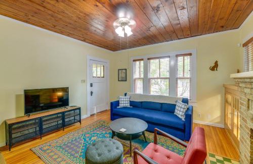 Jefferson House | San Antonio Gem in Prime Location with Outdoor Space