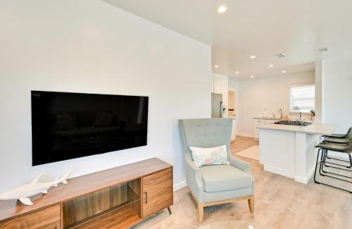 Roseville - Fleet Ridge House | San Diego Cottage with Private Patio 2 Mi to Beach!