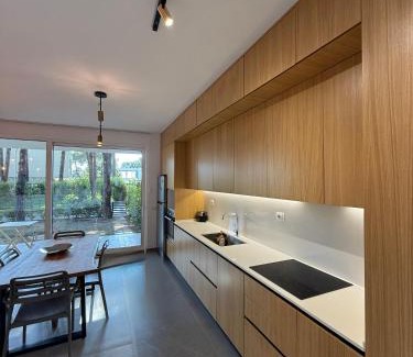 Ishem Apartment | San Pietro Yard Apartment