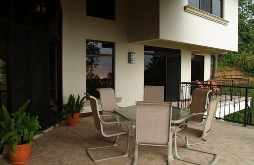 San Ramon House | SAN RAMON POSITANO PARADISE HOUSE