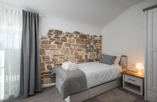 Tinjan Villa | San Rocco