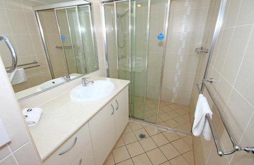 Tugun Apartment | San Simeon Beachfront Apartments Tugun