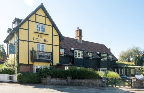 Thorpeness Cottage | Sanctuary House - sleeps 10 guests in 6 bedrooms