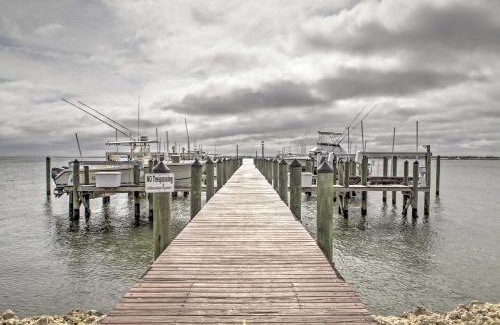 Jensen Beach House | Sand Dollar Jenson Beach Home with Pool Access!