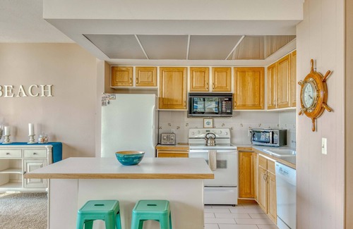 Seaside Condo | Sand & Sea (618) Seaside Panorama -Cozy Beachfront