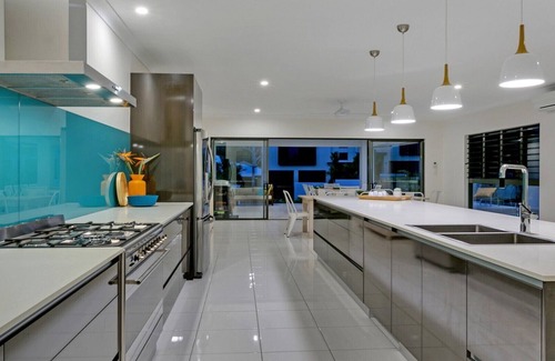 Palm Cove House | SANDCASTLES @ PALM COVE
