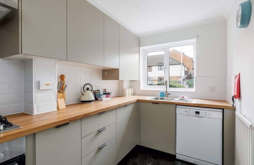 Poole House | Sanderling - Close to Poole Quay and Baiter Park