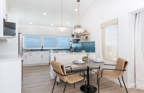 Rosendal Condo | Sanderling Escape - Oceanside!