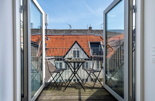 Copenhagen City Centre Apartment | Sanders Regent Adorable 1 Bdr Apt w Terrace