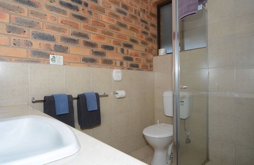 Kangaroo Flat Hotel | Sandhurst Motor Inn Bendigo