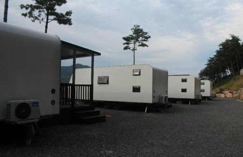 Tonmak Other | Sandlebada caravan