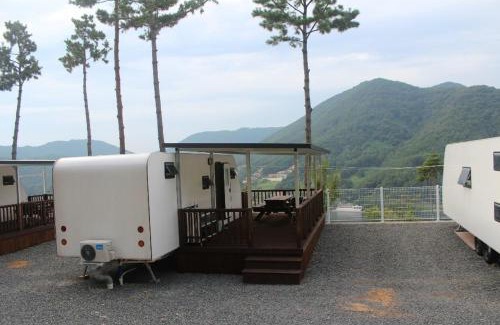 Tonmak Other | Sandlebada caravan