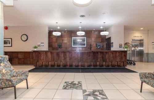 South Lethbridge Hotel | Sandman Hotel Lethbridge