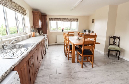 Higher Kinnerton House | SANDMARTINS, pet friendly in Higher Kinnerton, Chester