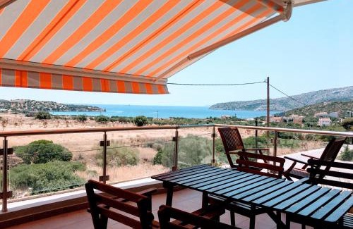 Charakas Apartment | Sandra's Sea View at Sounio