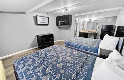 Winnie Hotel | Sands Inn