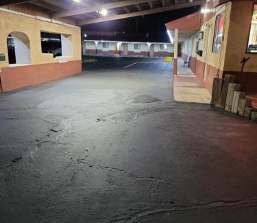 Portales Hotel | Sands Motel
