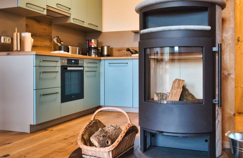 Niederrathen Apartment | Sandsteinwohnung mit 2 Schlafzimmern, Balkonen und Kamin im Sandsteinidyll