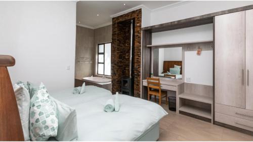 Gobabis Cabin | Sandune Game Lodge