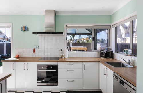 Mount Maunganui House | Sandy Bar - Mount Maunganui - Beyonder Holiday Homes