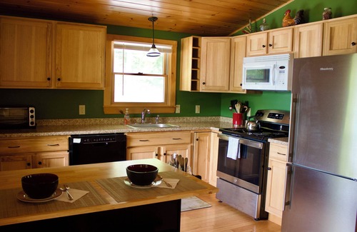 Hanover House | Sandy Waterfront Cabin on Howard Pond. Perfect Vacation Spot