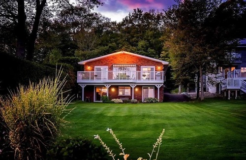 Penetanguishene Cottage | SandyBeach|Kayak|FirePit|Dock|10ppl in Midland