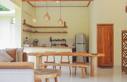 Mendoyo Villa | Sandz House
