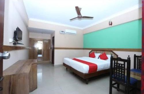Mysore Cabin | Sanman Regency next to Jaganmohan Palace