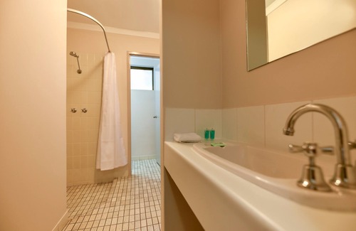 Redcliffe Hotel | Sanno Marracoonda Perth Airport Hotel