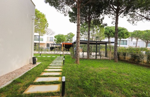 Ishem Apartment | SanPietro Elite Villa