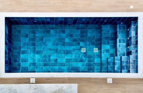 Argaka Villa | Santa Barbara Seafront villas w jacuzzi pool