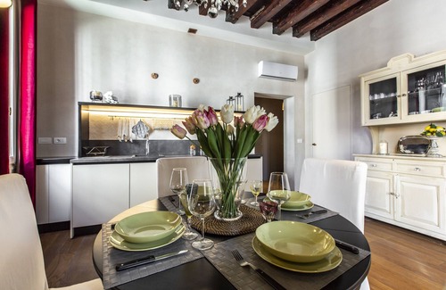 Cannaregio Apartment | Santa Fosca Canal View R&R