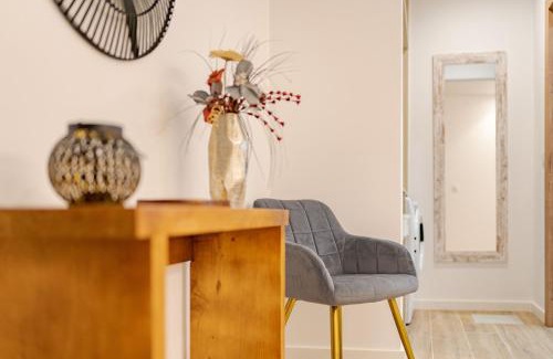 Gaula Apartment | Santiago apartment Alpine escape villa