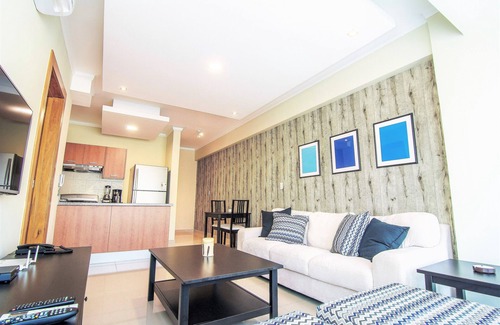 Downtown Santo Domingo Apartment | Santo Domingo Charming City Center Apartment + Free Parking and Gym ✔️