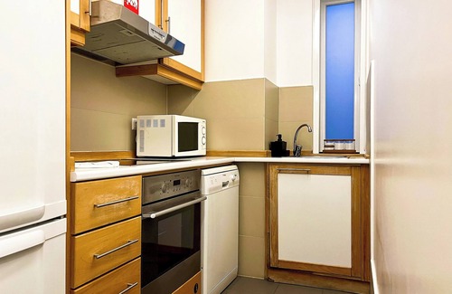 Santos Apartment | Santo1 · Modern Studio Close to Timeout Market