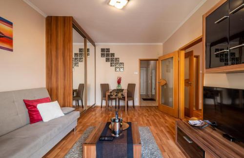 13th District Apartment | Santos 1214 Apartment