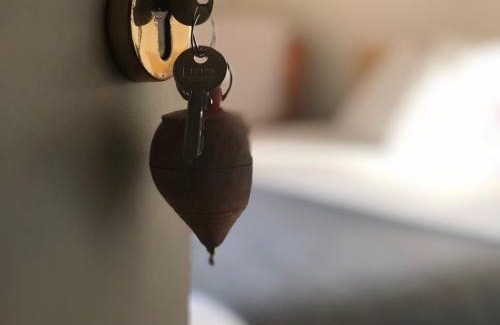 Sant Pere de Torello Hotel | Santuario De Bellmunt