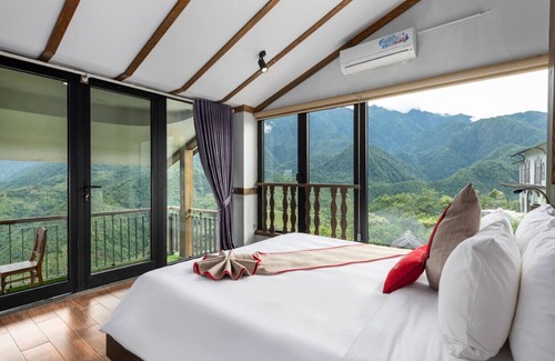 Cat Cat Village Resort | Sapa Cat Cat Hills Resort & Spa