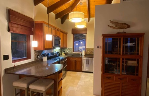 Estate Carolina Villa | Sapphire Peak 2 bed/2 bath amazing views and private pool, AC and generator