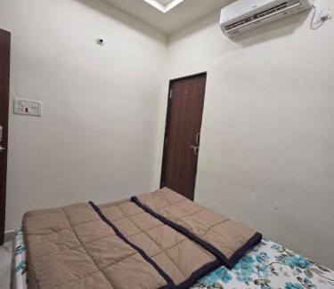 Kondapur Apartment | Saptagiri elite 104