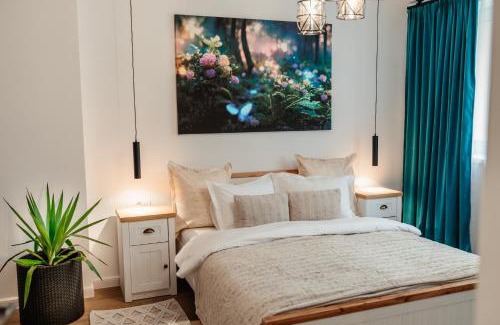 Hunedoara Apartment | Sara Studio - HD
