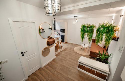 Hunedoara Apartment | Sara Studio - HD