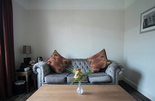 Dunmow Hotel | Saracens Head Hotel