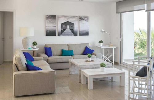Coves Noves Villa | Sarah