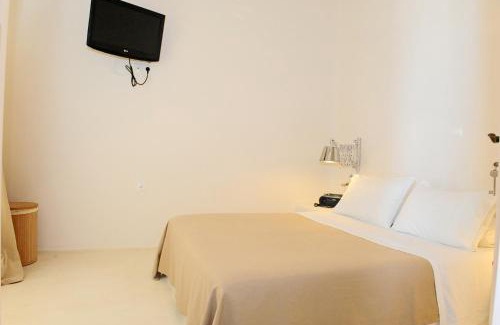 Mandrakia Apartment | Sarakiniko View Studios