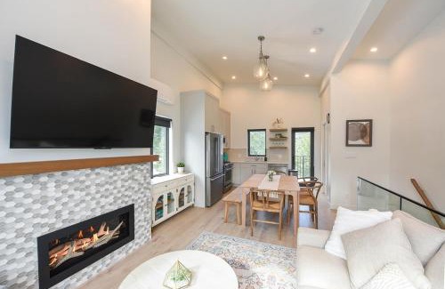 Black Creek House | Saratoga Escape at the Beach House