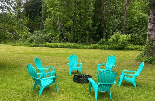 Saratoga Springs Apartment | Saratoga Garden Motel - Room 6